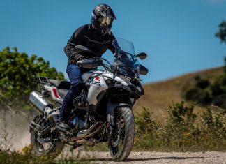 Benelli TRK 502 X – L’avventura a portata di mano BENELLI TRK 502 X