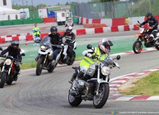 Imparare ad andare in moto – I corsi di guida che ci salvano la vita corso moto guida sicura strada pista