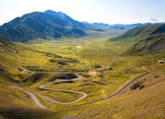 Da Milano a Castelluccio di Norcia e Campo Imperatore Campo Imperatore Abruzzo in moto
