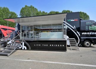 Airoh colora Verona con 30 Twist 2.0 Airoh Tech Truck a MBE Verona 2020