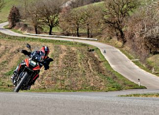 Suzuki V-Strom Tour in Lombardia e Piemonte Suzuki V-Strom 1050 XT