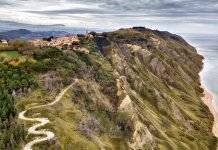Marche in moto: Parco del San Bartolo Marche in moto - Parco di San Bartolo - Fiorenzuola di Focara