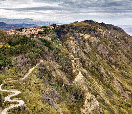 Marche in moto: Parco del San Bartolo Marche in moto - Parco di San Bartolo - Fiorenzuola di Focara