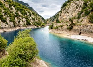 Gole del Sagittario e Lago di Scanno in moto gole sagittario abruzzo moto scanno sangro itinerario