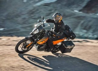 Nuova KTM 890 Adventure KTM 890 ADVENTURE 2021