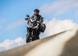 Voglia di MV Agusta? Ci pensa Hertz! MV Agusta noleggio Hertz Ride