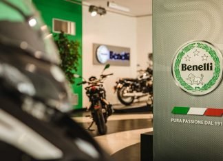 Benelli inaugura un nuovo showroom a Pesaro Benelli Showroom di Pesaro - Gadani Moto