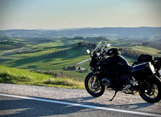 Crete di Siena e Val D’Orcia in moto crete senesi siena moto itinerario percorso toscana