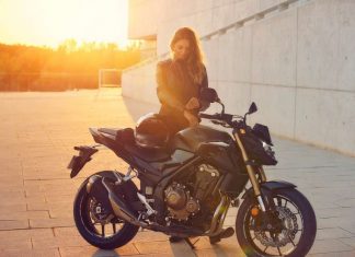 Come scegliere la prima moto: consigli utili per tutti e tutte. Honda CB500F, CBR500R e CB500X nuove 2022
