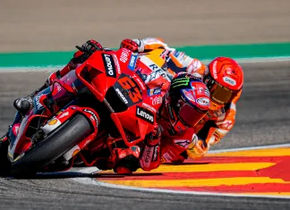Bagnaia vince il GP d’Aragona bagnaia aragon battle marquez motogp