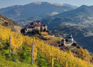 Autunno in Alto Adige tra tornanti, vini e benessere Monastero di Sabiona chiusa valle isarco alto adige