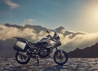 Nuova Honda NT1100: caratteristiche e informazioni Nuova Honda NT1100 crossover dct maxienduro touring
