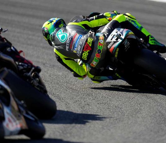 La vittoria Ducati e l’addio di Valentino Rossi Valentino Rossi valencia motogp 2021 yamaha
