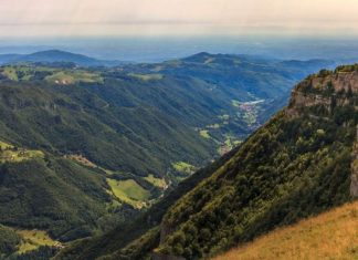 Passo Fittanze: itinerario nelle Dolomiti Lessine itinerario viaggio moto strada lessinia moto bici