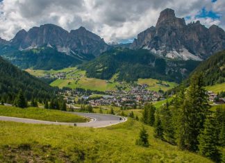 Dolomiti in moto: Passo Campolongo e Sellaronda passo Campolongo itinerario moto Trentino bici informazioni