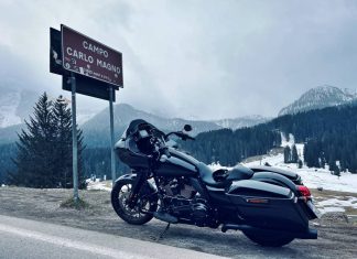 Passo Campo Carlo Magno, le Dolomiti del Brenta in moto Itinerario moto Val di Sole Val Rendena Guida informazioni percorso harley road glide