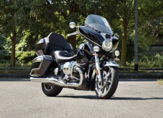 BMW R18 Transcontinental: il massimo del comfort e della potenza BMW R18 Transcontinental BMW R18 Transcontinental video test prova
