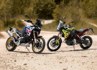 Nuove BMW F 900 GS, F 900 GS Adventure e F 800 GS Nuove BMW F 900 GS, F 900 GS Adventure test foto prezzo scheda