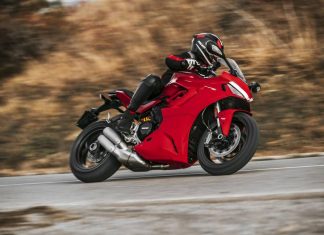 Ducati Supersport 950S: Performance Comfort e Stile Ducati Supersport 950S test prova review informazioni prezzo scheda tecnica