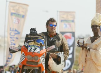 Oscar Polli torna a correre in Dakar con una moto elettrica Tacita Oscar Polli alla Dakar 2005