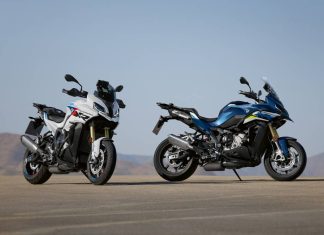 Nuova S 1000 XR, la tourer sportiva di BMW Motorrad Nuova BMW S 1000 XR informazioni scheda tecnica caratteristiche prova prezzo