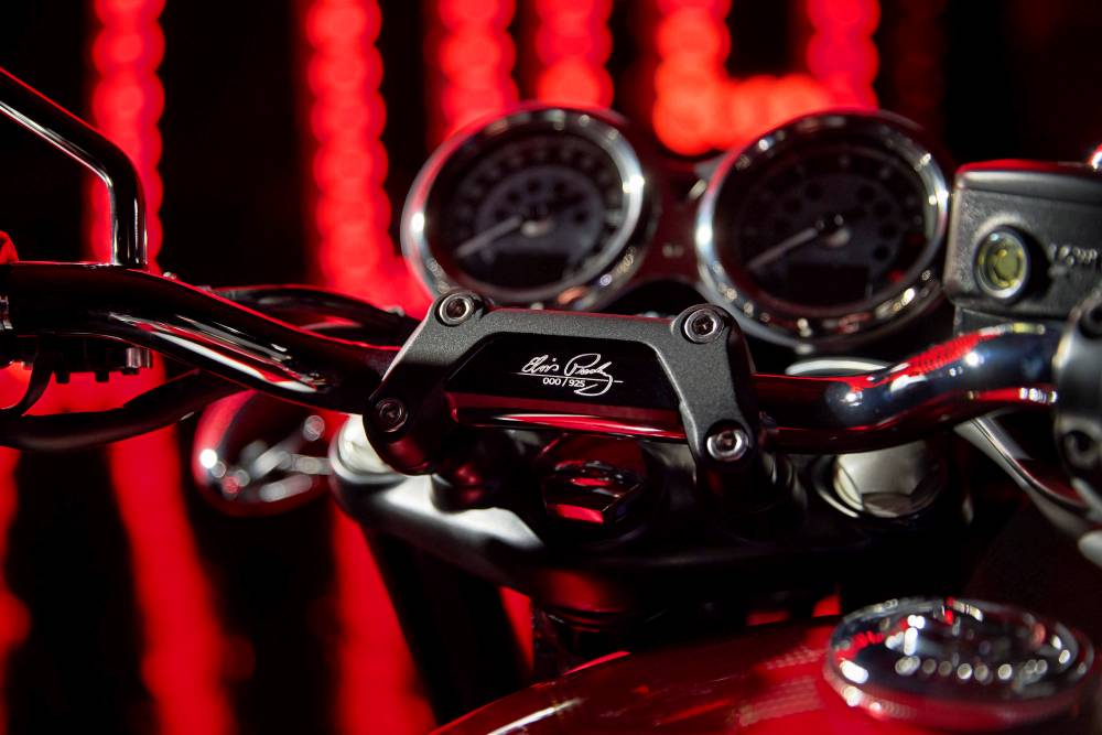 NUOVA TRIUMPH BONNEVILLE T120 ELVIS