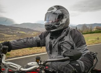 Giacca moto 4 stagioni: la svolta per guidare tutto l’anno? Giacca moto Northland Aqvadry