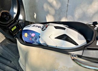 Big Box per Vespa GTS – L’alternativa al bauletto? Vespa GTS 310: test Big Box sottosella